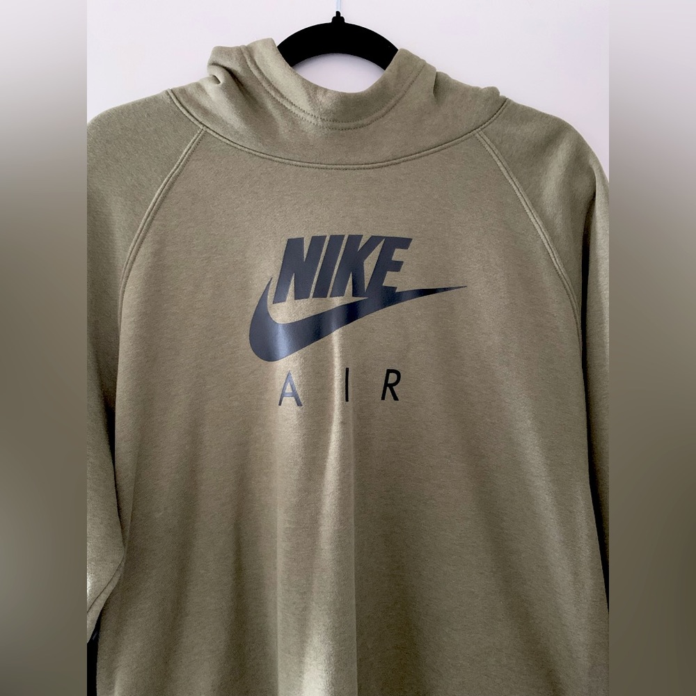 Nike air hoodie- olive green BV5132-222 Large